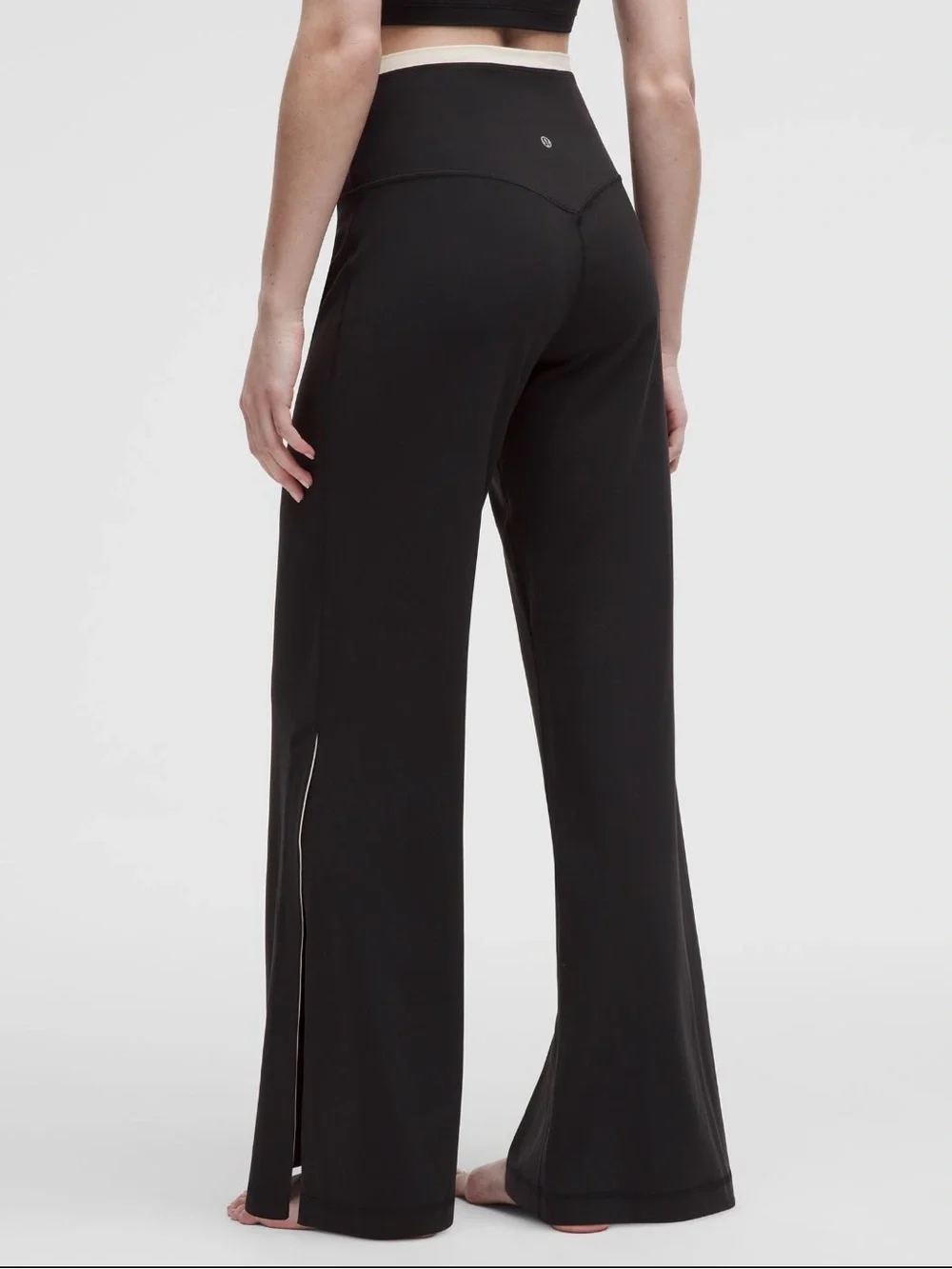 Lululemon Align ™ SHR Side-Slit Pant *Trim - Picture 3 of 7